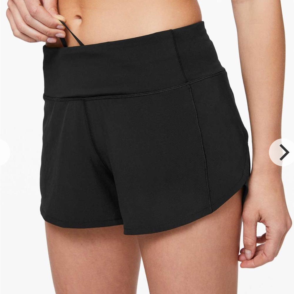 🌼lululemon speed up short Black 4” long updated fit 4 W7AYMT Mid-Rise Size 8